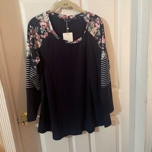 - NWT Bloomchic Colorblock soft long sleeve tee stripes and floral plus 14…